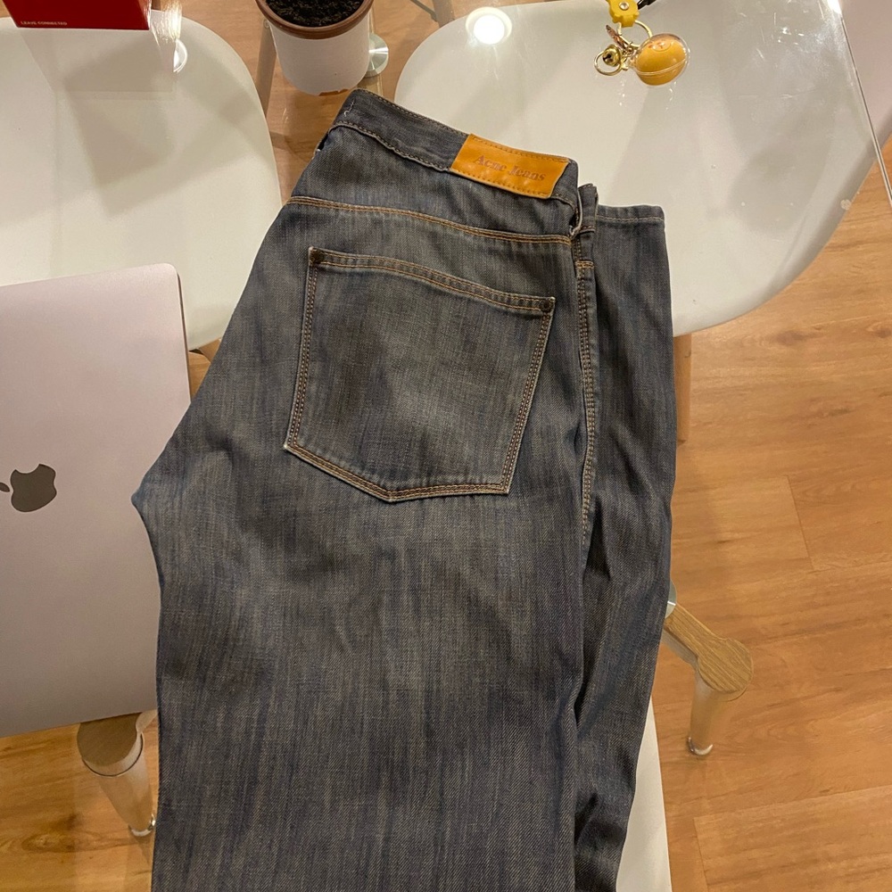 ACNE studio jeans. like new. 34”